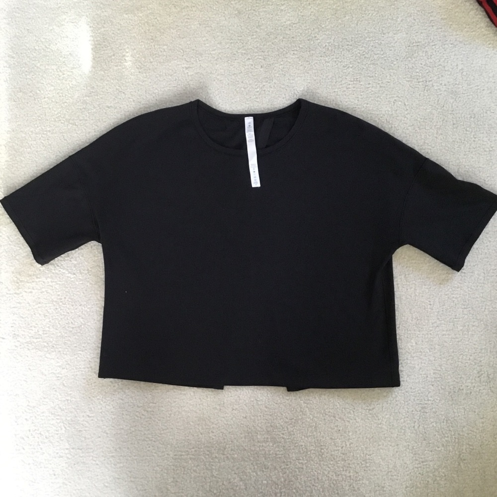 Lululemon Black Crop Top